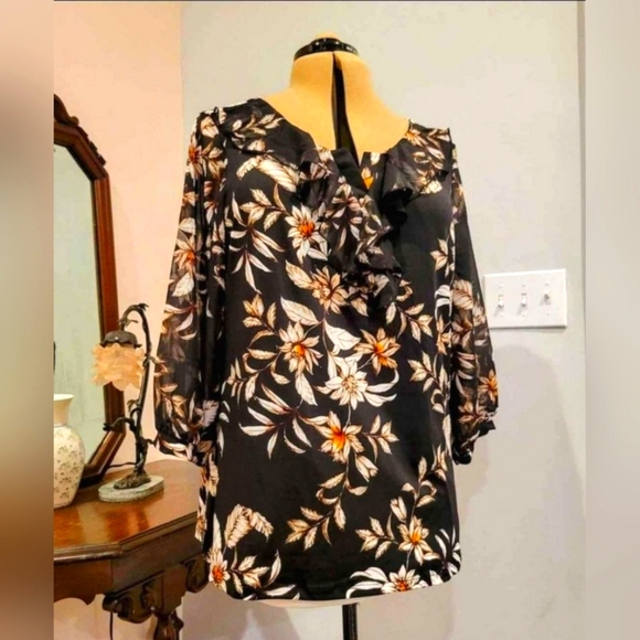 NWT 2X Sheer Sleeved Ruffly Blouse - Picture 6 of 9